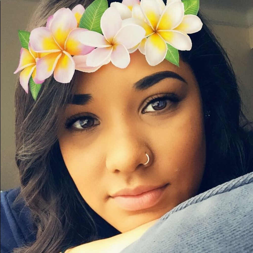 Meet your Posher, Marissa
